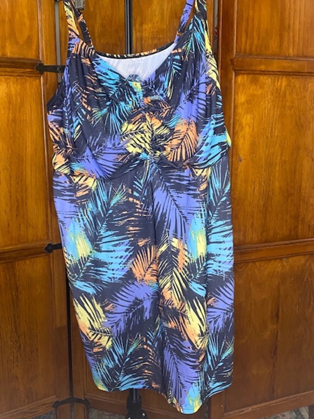 Hanna Nikole Women’s 2XL Swim Top Tropical Leaf Print Ruched Tankini Multicolor